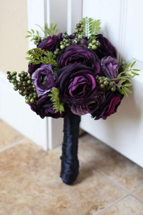 Best Dark Flowers For Your Statement Wedding Bouquet ...