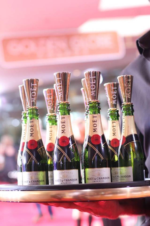 5 Creative Ways To Serve Champagne At Your Reception