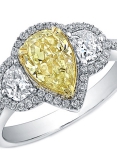 Pear-cut diamond engagement ring