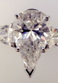 Pear-cut diamond engagement ring
