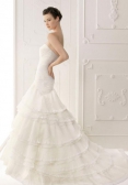 alma-novia-wedding-dress-collection-spring-summer-2012-40