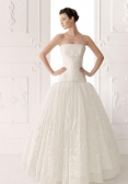 alma-novia-wedding-dress-collection-spring-summer-2012-43
