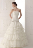 alma-novia-wedding-dress-collection-spring-summer-2012-45