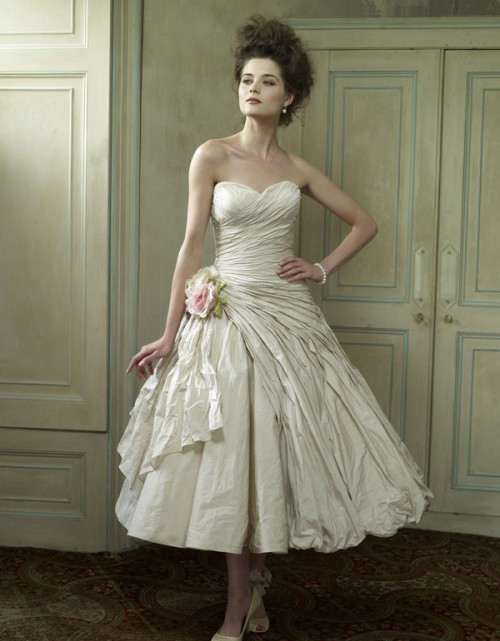 Wedding dress trends Ian Stuart collection