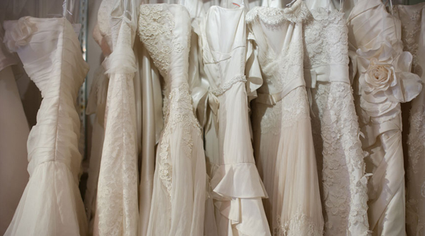 wedding-gown-storing