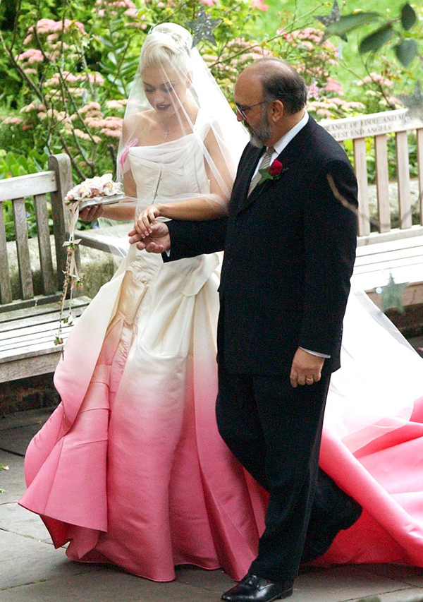 Gwen-Stefani-wedding-dress