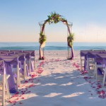 beach-wedding-decorating