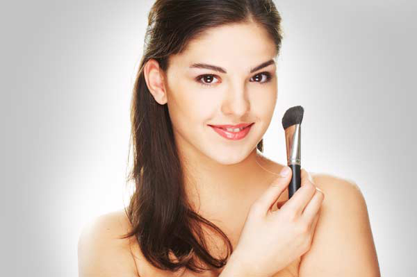 woman-with-makeup-brush