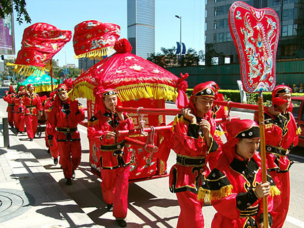 chinese-wedding-procession