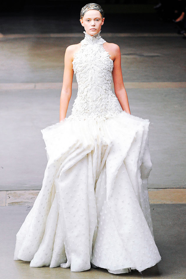 white-wedding-dress