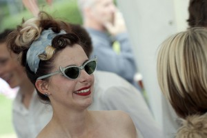 Retro bride in sunglasses