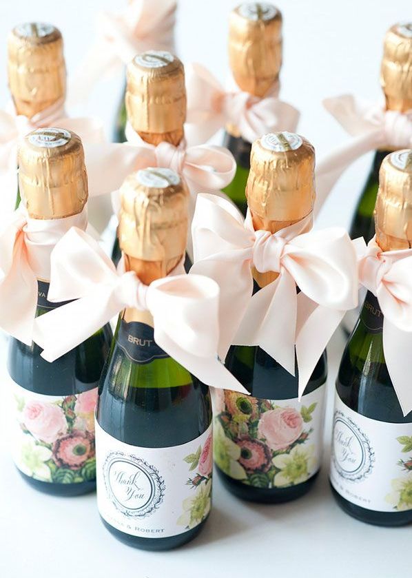 6 Best Edible Favors Guests Will Remember WeddingElation