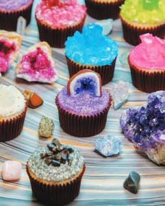 Mineral-decorated cupcakes