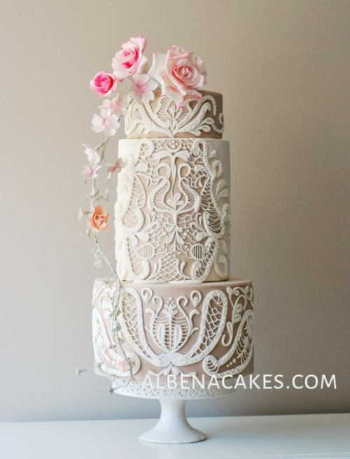 Wedding lace cake