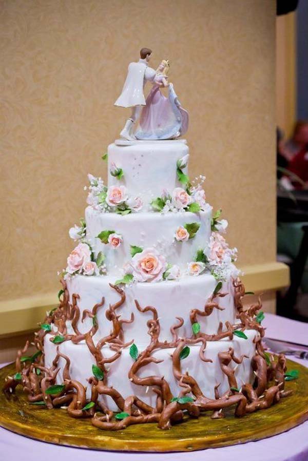 DisneyThemed Cakes Will Bring Some Magic To Your Wedding